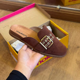 Mule Moleca Oriental