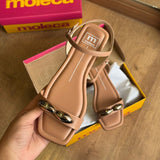Sandália Moleca Rasteira Detalhe Circular Dourado