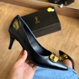 Scarpin Vizzano Bico Fino Detalhe Dourado