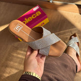 Sandália Moleca Rasteirinha Tiras Cruzadas